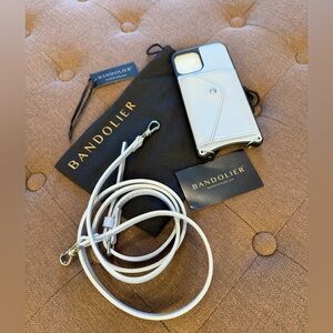 Bandolier Donna Side Slot Crossbody, 12 Pro (Periwinkle/Silver)